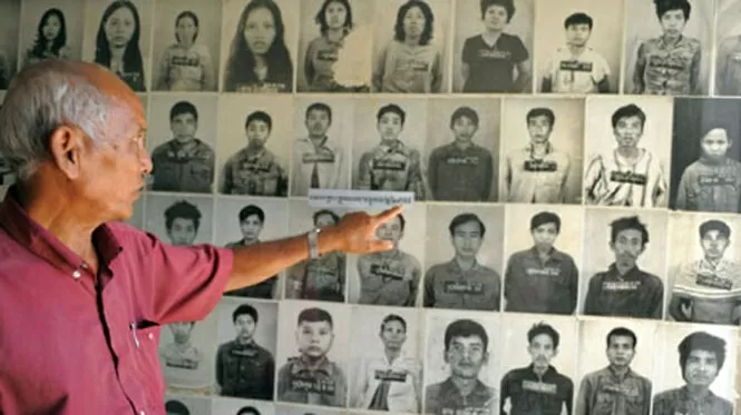 Ảnh các nạn nhân dưới thời Khmer Đỏ ở Bảo tàng diệt chủng Tuol Sleng, Campuchia. (Nguồn: AFP) Ảnh các nạn nhân dưới thời Khmer Đỏ ở Bảo tàng diệt chủng Tuol Sleng, Campuchia. (Nguồn: AFP)