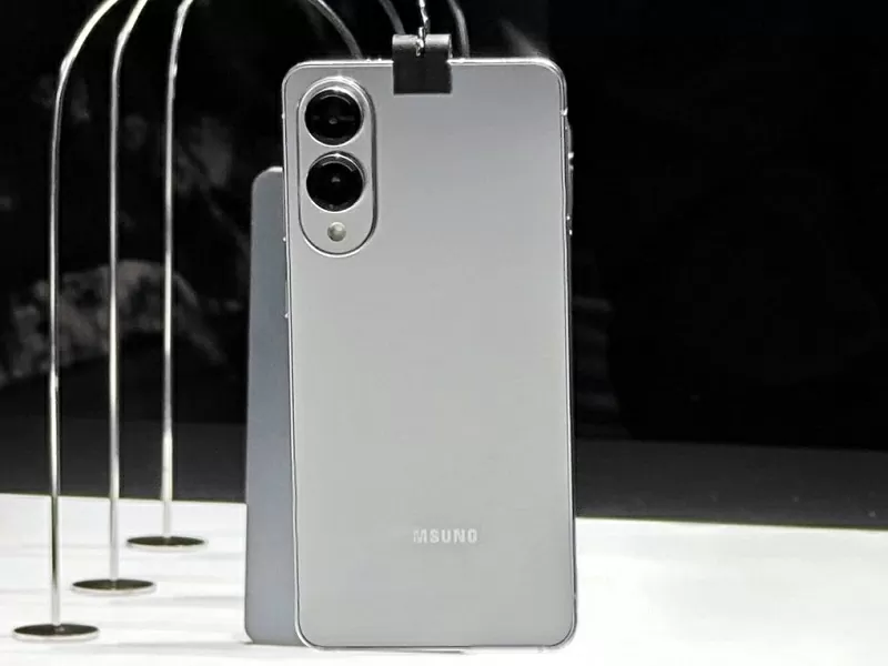 Galaxy S25 Edge chỉ có cụm camera kép Galaxy S25 Edge chỉ có cụm camera kép