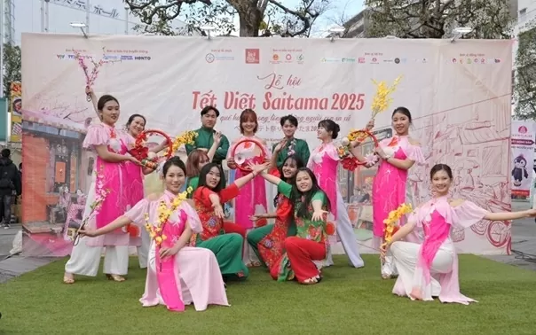 Tết Việt ấm áp giữa lòng xứ sở hoa anh đào