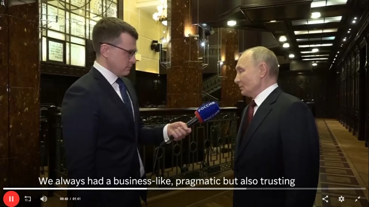 Ảnh ấn tượng: Tổng thống Trump ‘thực sự muốn’ gặp người này để chấm dứt xung đột ở Ukraine, ông Putin nói trừng phạt Nga gây tổn hại Mỹ