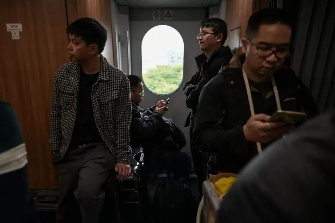 Hàng triệu người Trung Quốc đổ xô về quê ăn Tết Nguyên đán Hàng triệu người Trung Quốc đổ về quê ăn Tết Nguyên đán