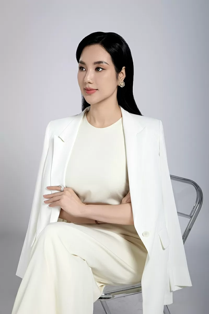 Dưới sự lãnh đạo của “thuyền trưởng” My Vũ, Mperla Beauty Center đã và đang trở thành một trong những địa chỉ làm đẹp uy tín, được nhiều khách hàng yêu mến và tin tưởng.