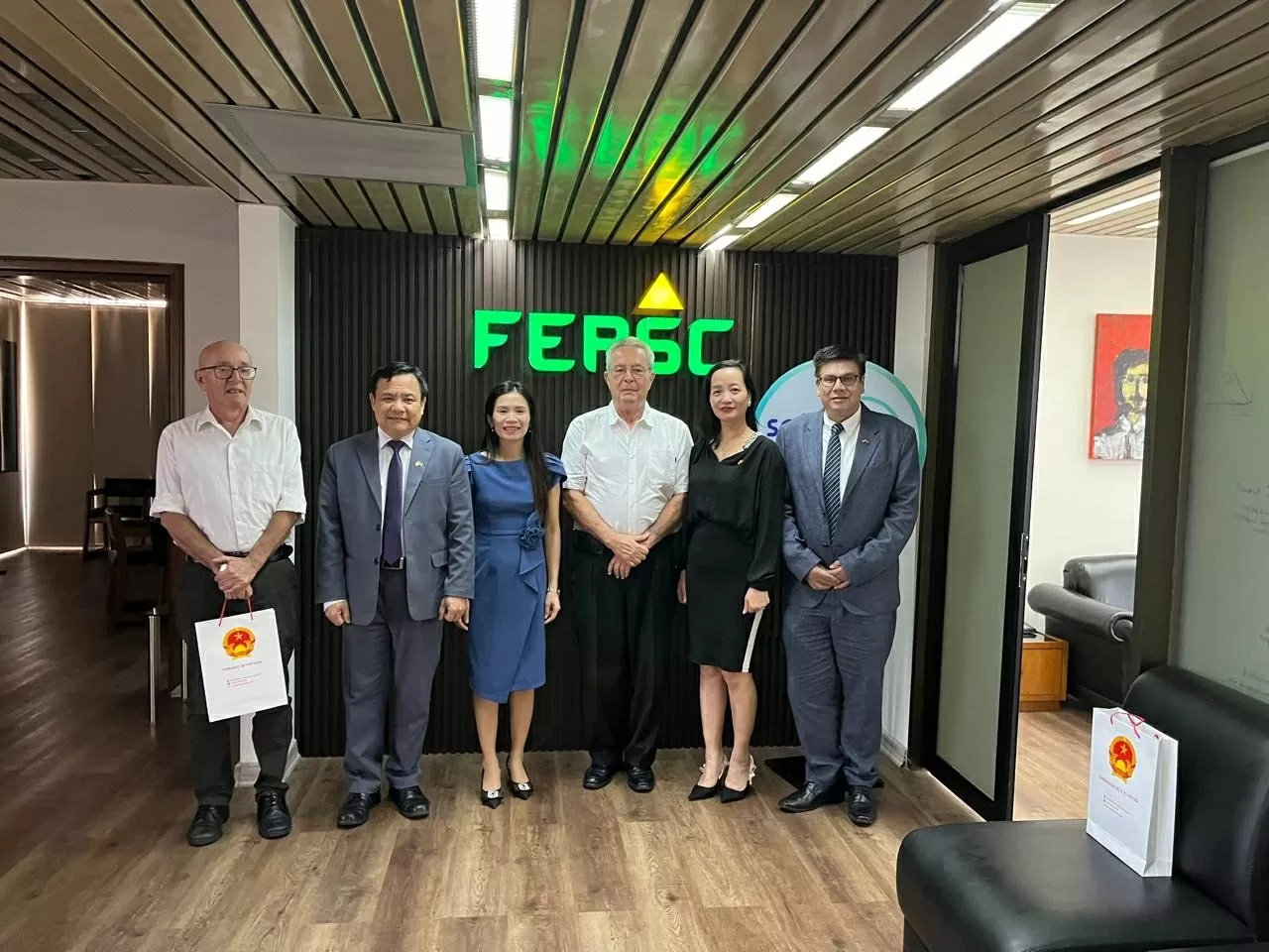 Bộ trưởng Ngoại giao Bolivia đề xuất thúc đẩy hợp tác trong các lĩnh vực khoáng sản, du lịch và thương mại với Việt Nam