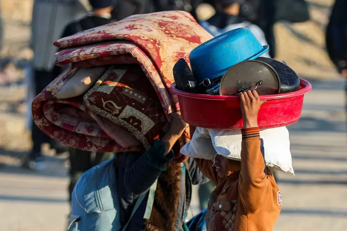 Hàng chục nghìn người Palestine háo hức trở về nhà ở phía Bắc Dải Gaza