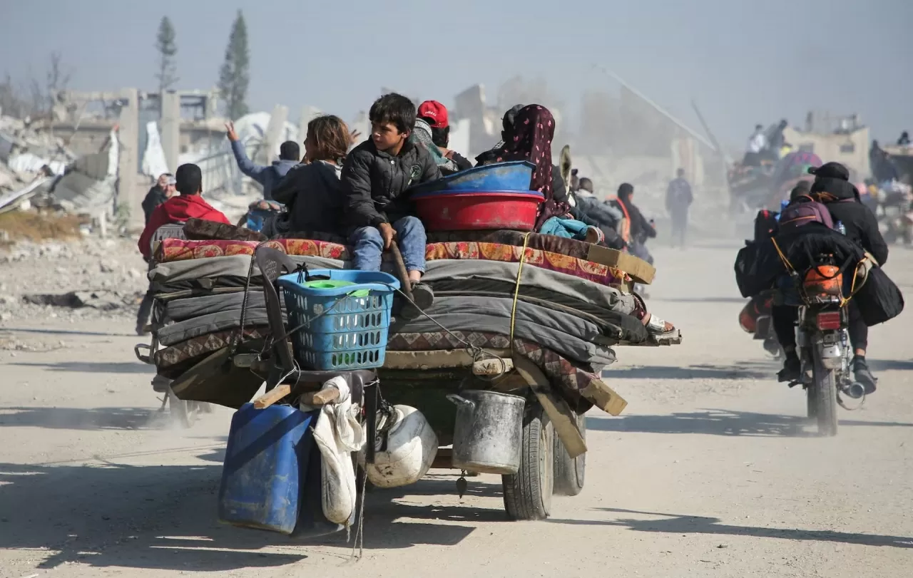 Hàng chục nghìn người Palestine háo hức trở về nhà ở phía Bắc Dải Gaza