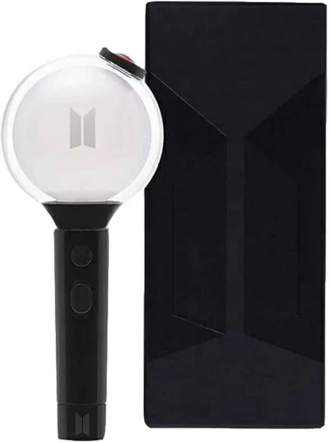 Lightstick: ‘Rắc rối’ của người hâm mộ K-Pop khi đi máy bay Lightstick: ‘Rắc rối’ của người hâm mộ K-Pop khi đi máy bay
