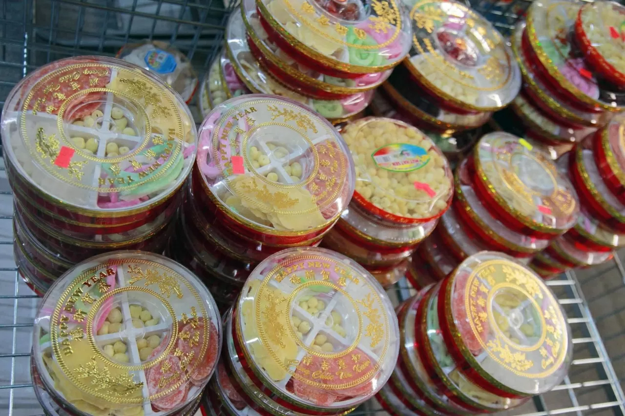 Xuân Ất Tỵ 2025: Rộn ràng chợ Tết Việt tại châu Âu