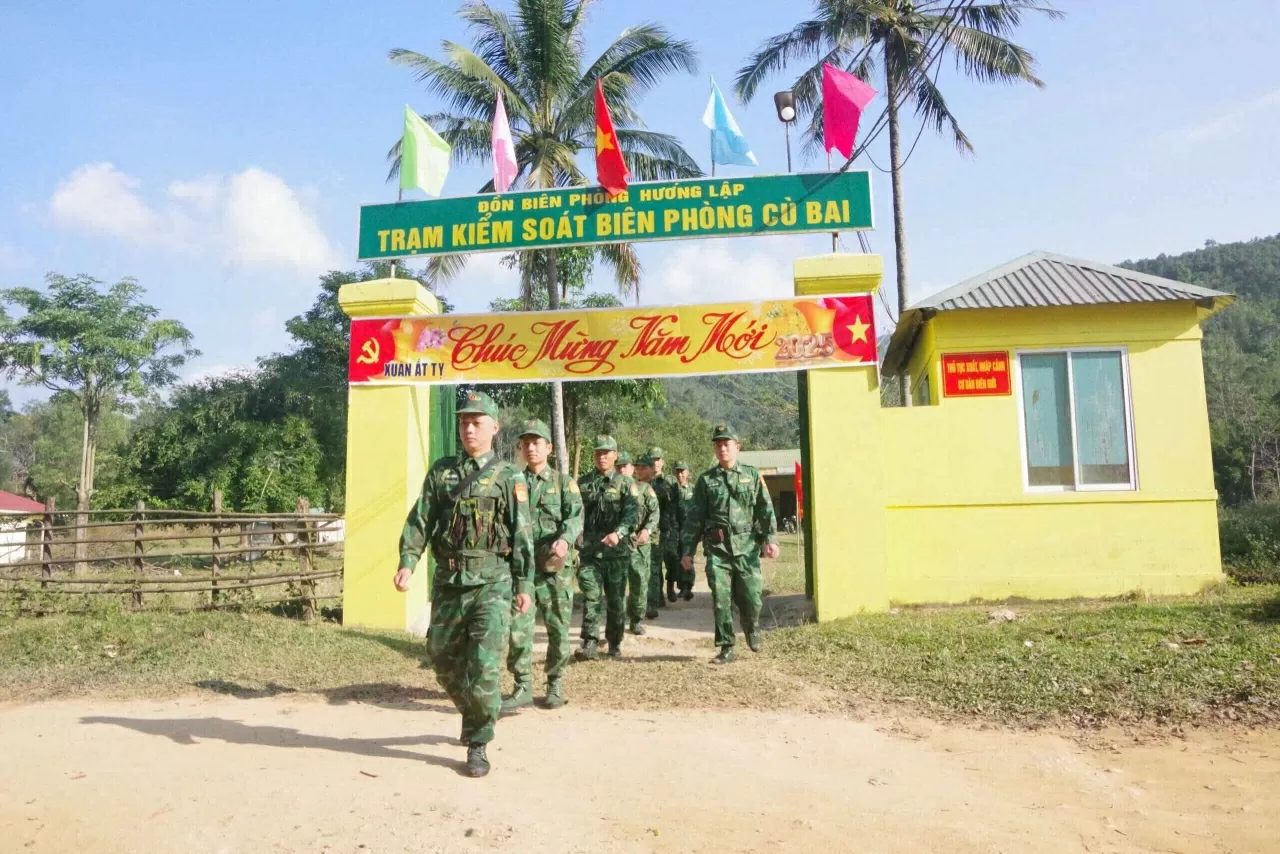 Quảng Trị: Xuân biên cương ấm tình quân và dân Quảng Trị: Xuân biên cương ấm tình quân và dân