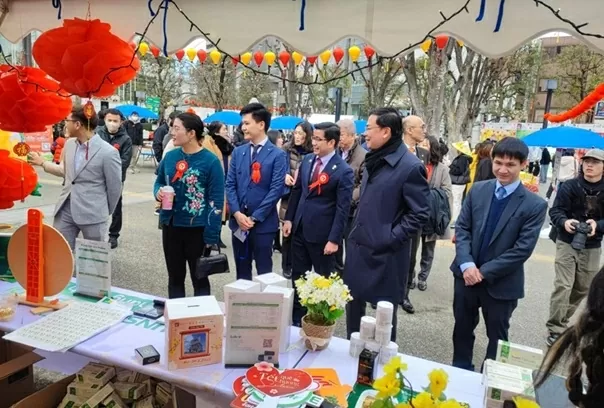 Lễ hội Tết Việt Saitama 2025: Dấu ấn khó phai thắm tình hữu nghị Lễ hội Tết Việt Saitama 2025: Dấu ấn khó phai thắm tình hữu nghị