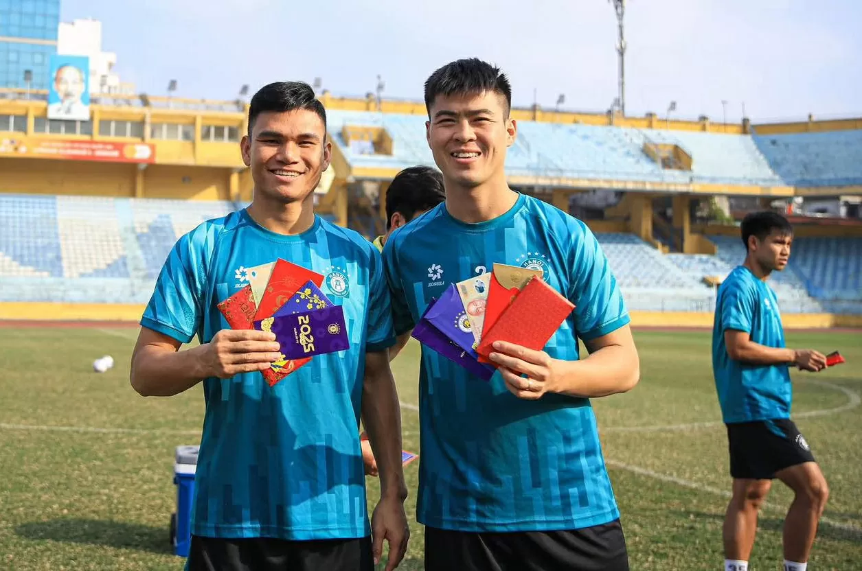 Nhiều đội bóng V-League nô nức hội quân sau Tết Nhiều đội bóng V-League nô nức hội quân sau Tết
