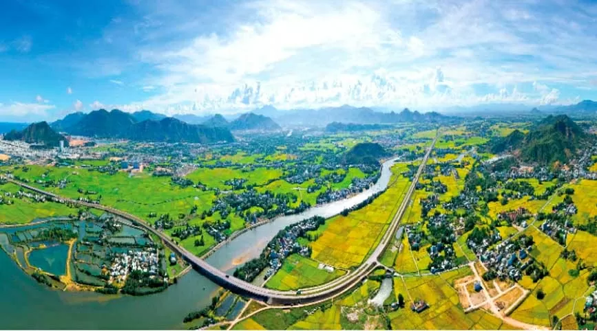 Kỷ nguyên mới cho Tây Nguyên Cao tốc kết nối Tây Nguyên: Kỷ nguyên mới cho vùng đất đỏ