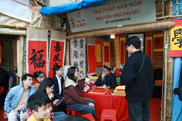 Náo nức Hội chữ Xuân Ất Tỵ 2025