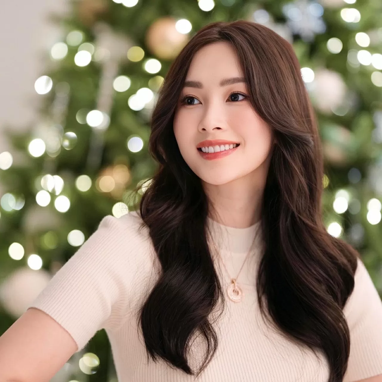 Hoa hậu Đặng Thu Thảo Hoa hậu Đặng Thu Thảo