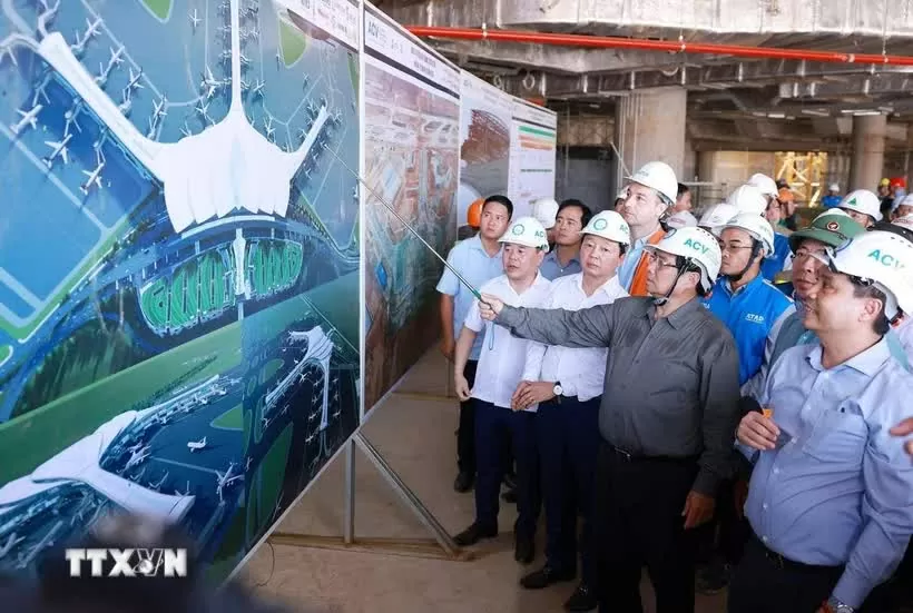 Thủ tướng đôn đốc thi công các dự án hạ tầng giao thông khu vực phía Nam Thủ tướng đôn đốc thi công các dự án hạ tầng giao thông khu vực phía Nam