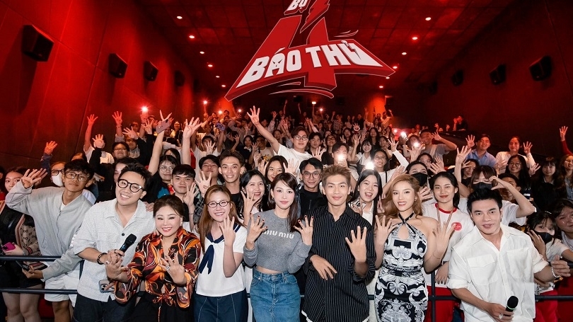 tran thanh mong khan gia khong xem phim cua minh voi tam ly bat loi