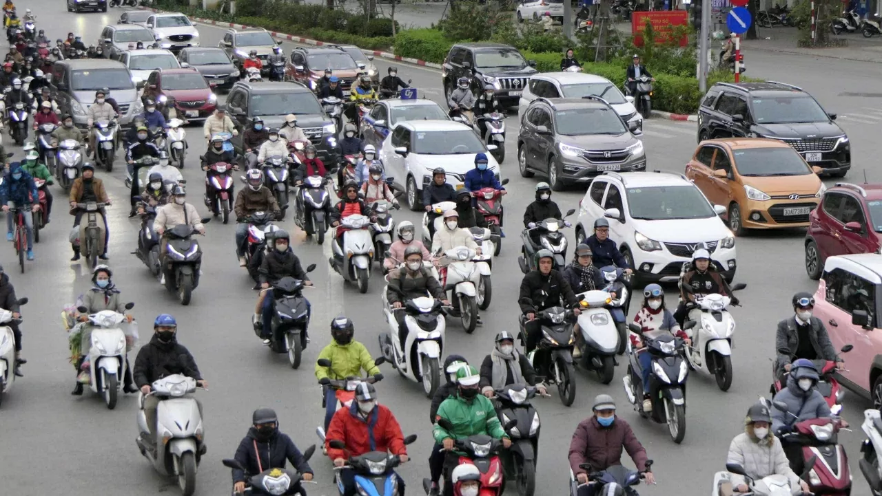 Thủ đô Hà Nội ngày làm việc đầu tiên sau kỳ nghỉ lễ