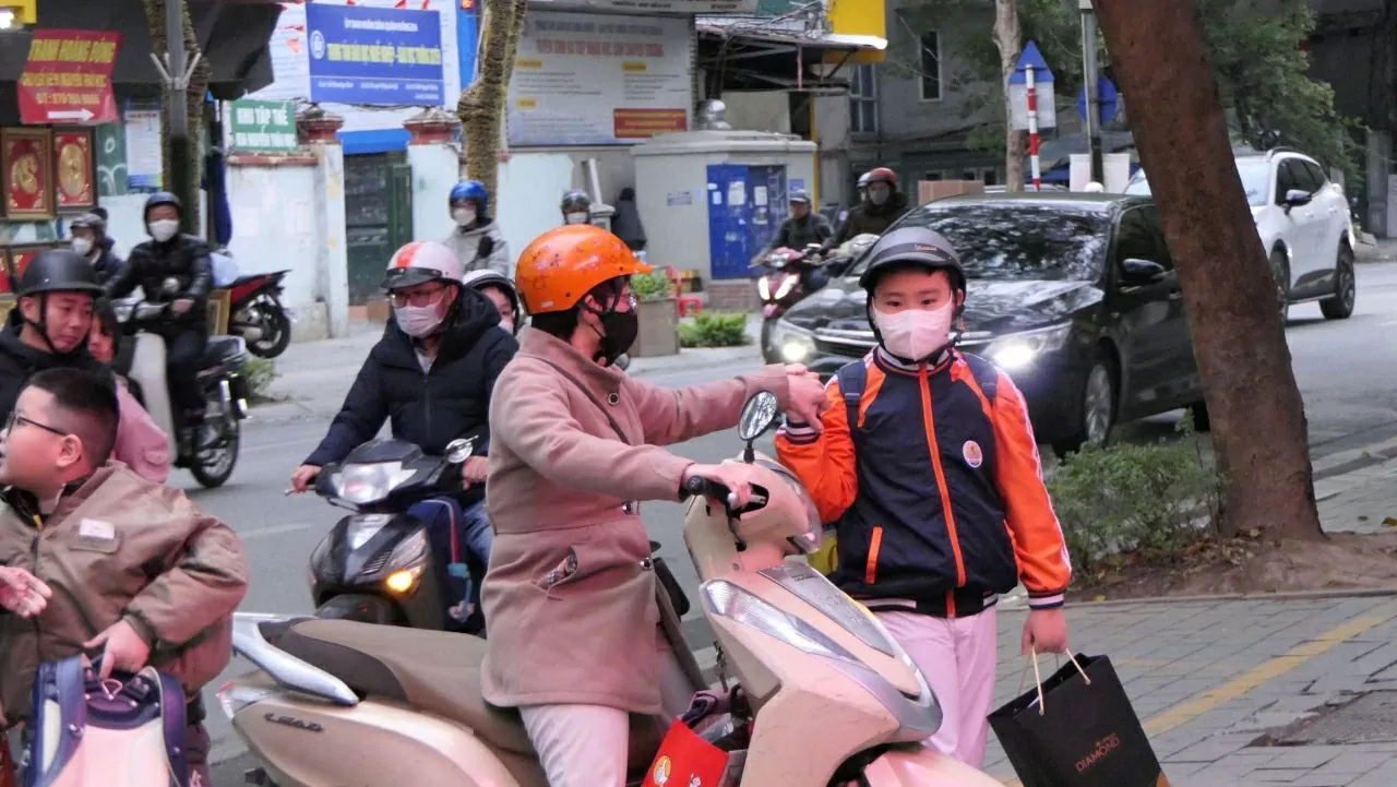 Thủ đô Hà Nội ngày làm việc đầu tiên sau kỳ nghỉ lễ