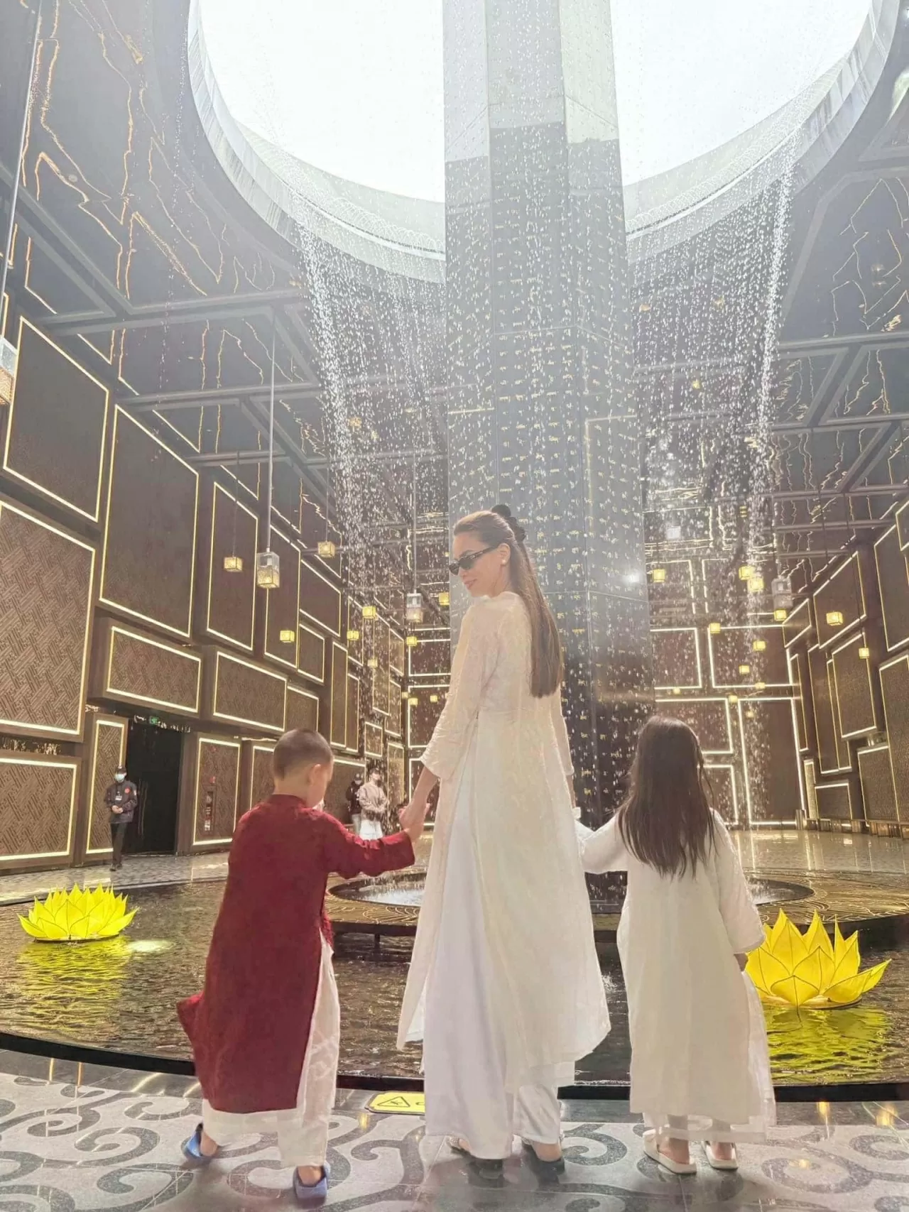 Sao Việt Sao Việt