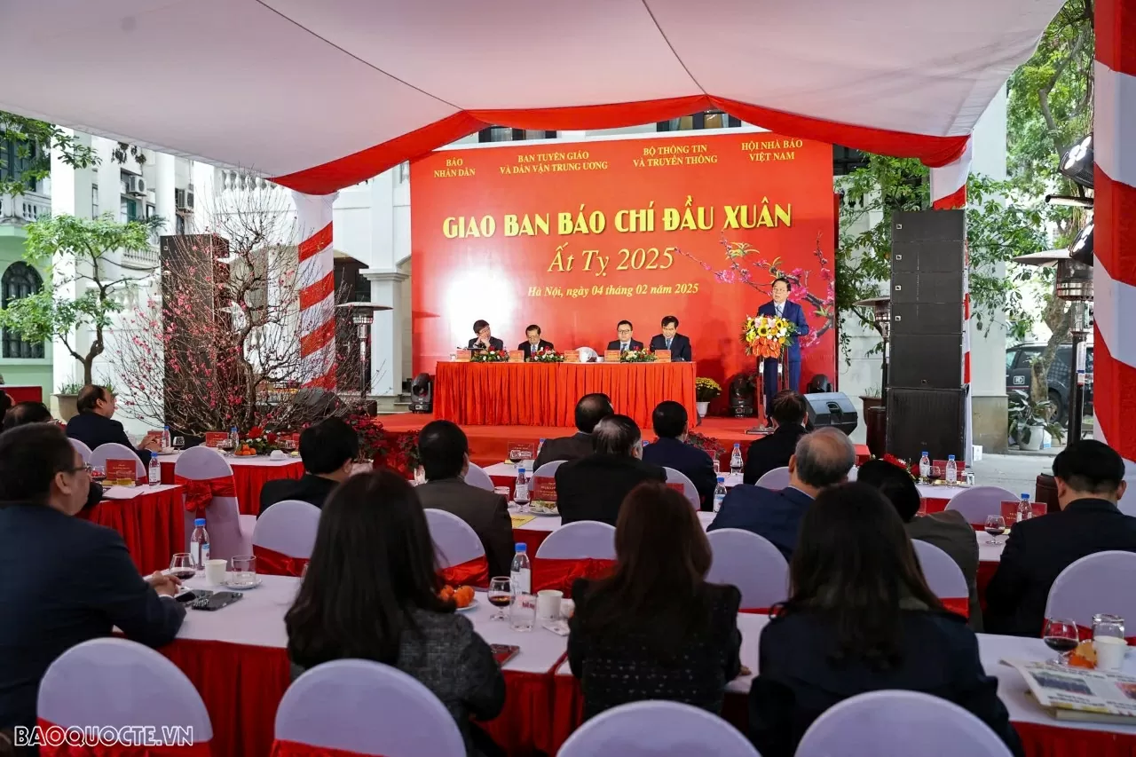 Báo chí đã lan tỏa mạnh mẽ, truyền cảm hứng lạc quan tin tưởng để tự tin bước vào kỷ nguyên mới Báo chí tiếp tục truyền cảm hứng lạc quan tin tưởng, tự tin bước vào kỷ nguyên mới của dân tộc