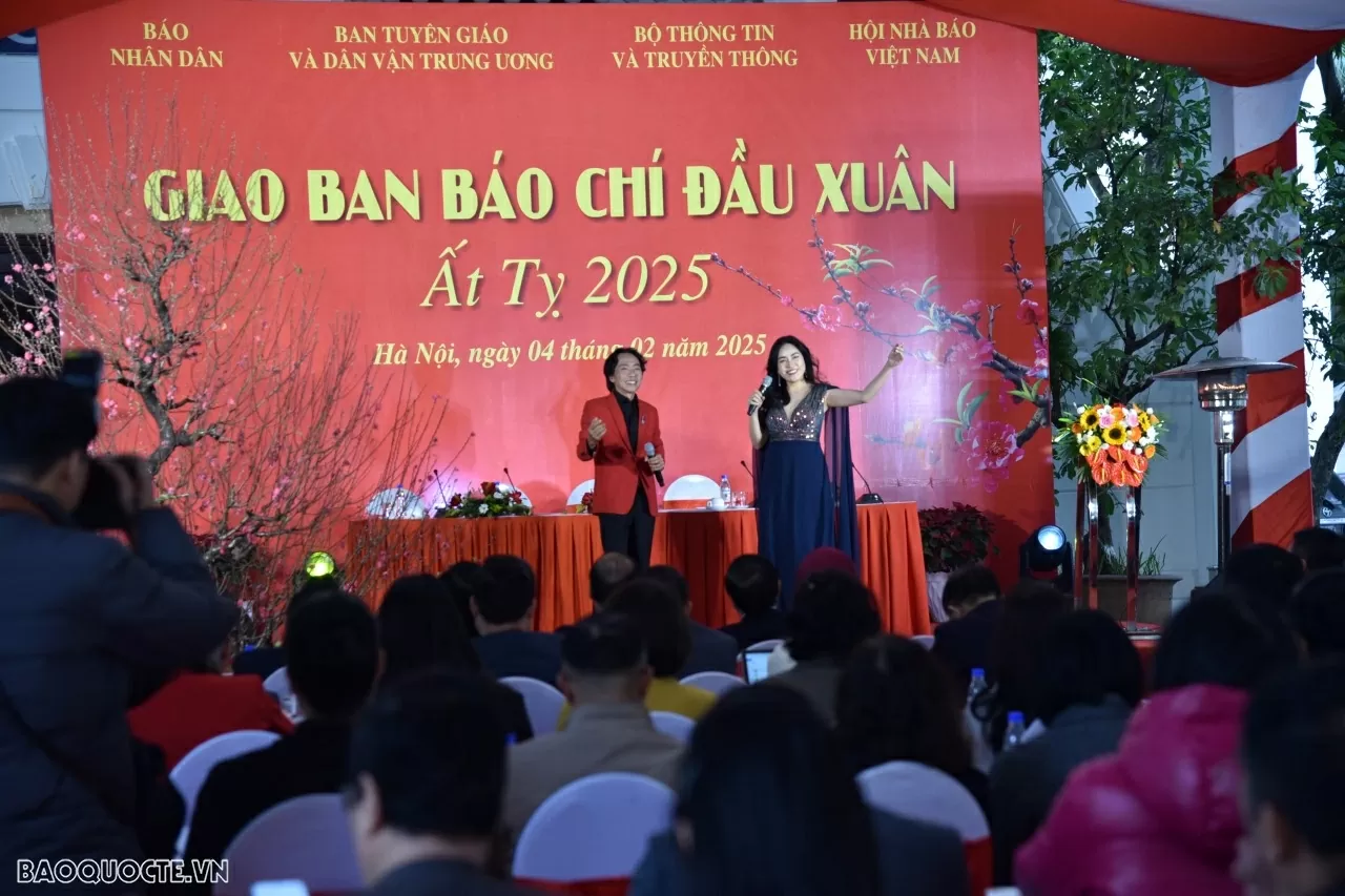 Báo chí đã lan tỏa mạnh mẽ, truyền cảm hứng lạc quan tin tưởng để tự tin bước vào kỷ nguyên mới Báo chí tiếp tục truyền cảm hứng lạc quan tin tưởng, tự tin bước vào kỷ nguyên mới của dân tộc