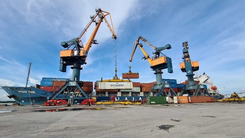 Tỉnh Quảng Trị hướng tới mục tiêu trở thành trung tâm vận chuyển hàng hóa và logistics của miền Trung