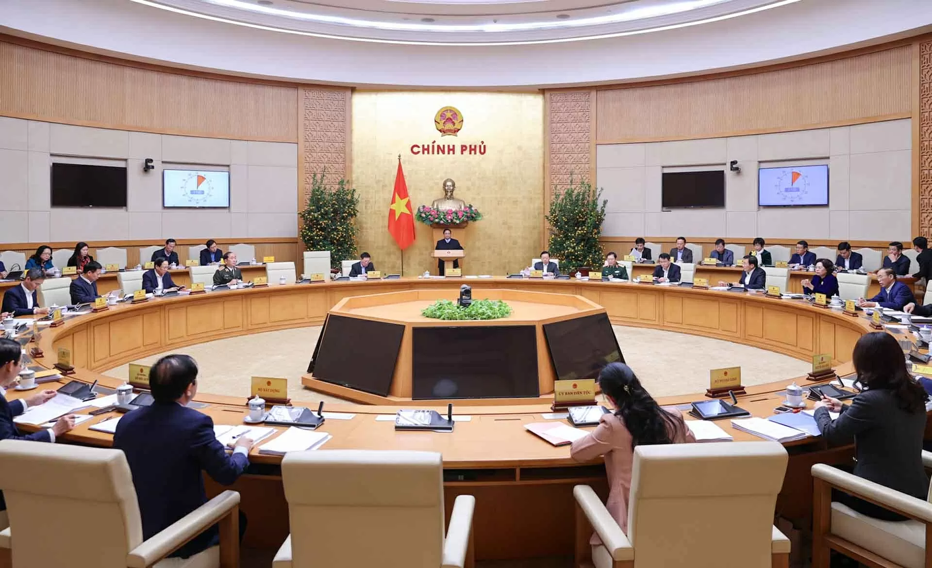 Thủ tướng Phạm Minh Chính: Mỗi bộ, ngành, cơ quan, đơn vị, địa phương hoàn thành nhiệm vụ thì cả nước hoàn thành nhiệm vụ