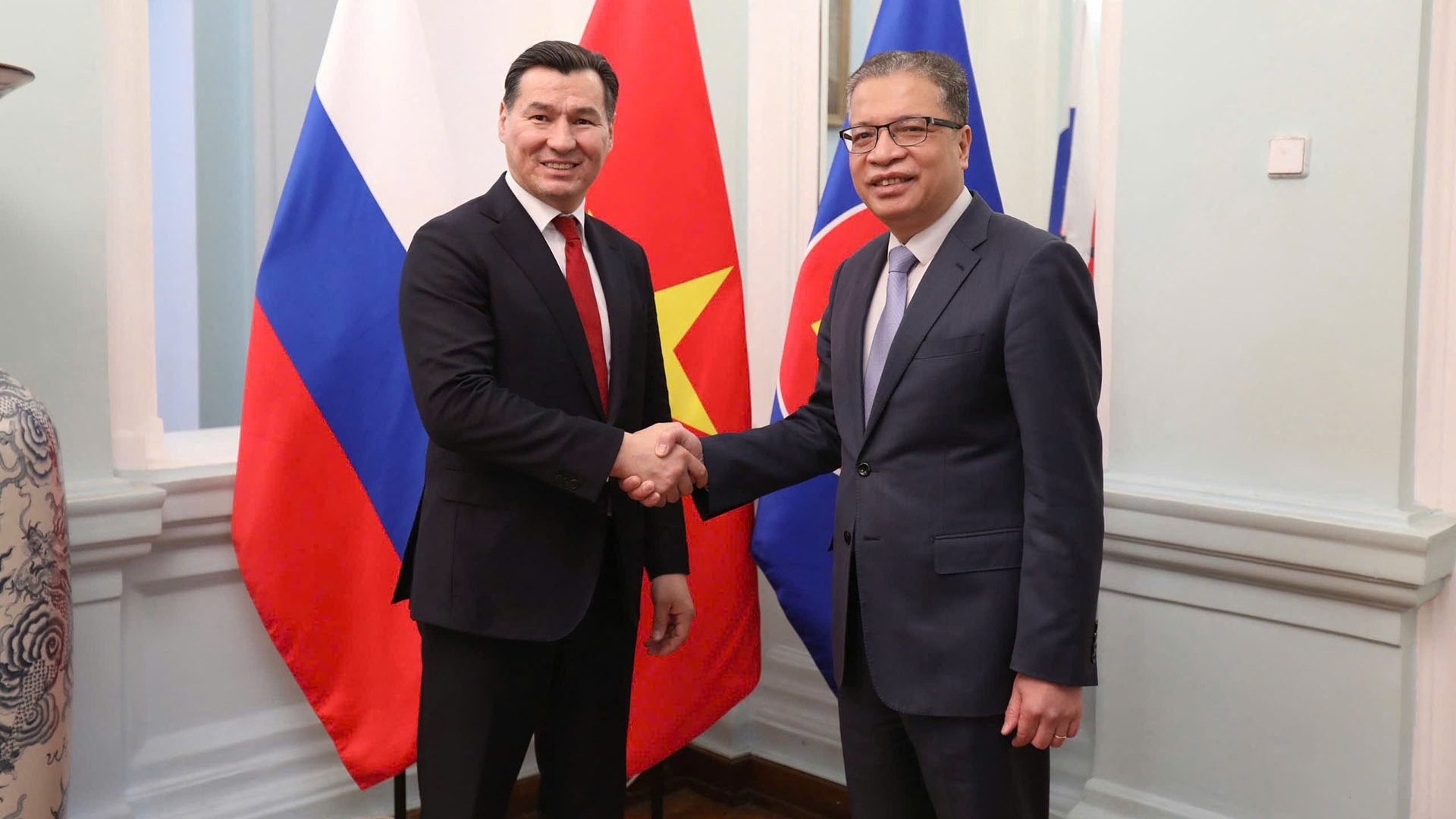 Lãnh đạo Cộng hòa Kalmykia (Liên bang Nga) mời đoàn Việt Nam tham dự Diễn đàn Phật giáo quốc tế lần thứ 3