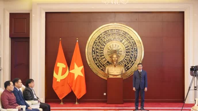 Trang trọng lễ kỷ niệm 95 năm Ngày thành lập Đảng Cộng sản Việt Nam tại Bắc Kinh, Trung Quốc