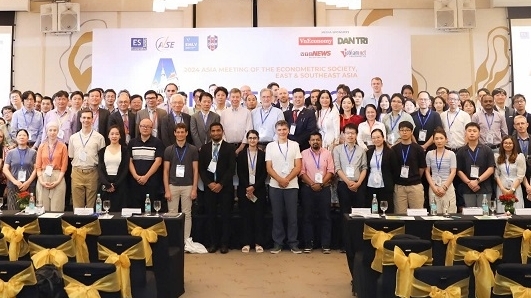 dien dan quy tu nhung nguoi viet va goc viet co tam anh huong toan cau trong doi moi sang tao