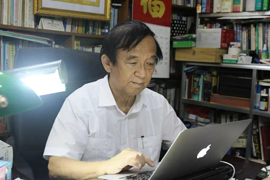 GS. Nguyễn Lân Dũng GS. Nguyễn Lân Dũng