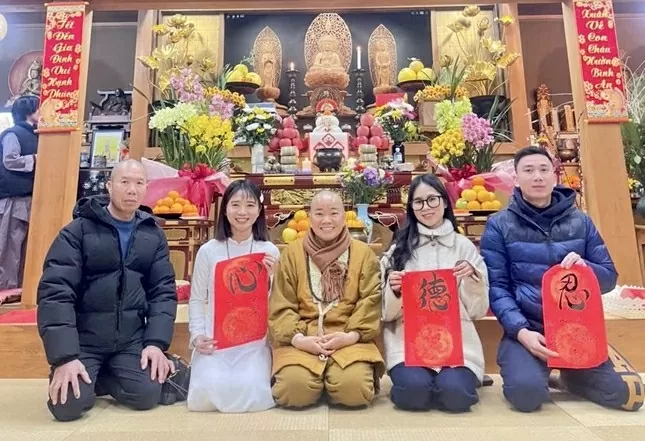 Không khí vui Tết cổ truyền ở chùa Đại Ân Không khí vui Tết cổ truyền ở chùa Đại Ân