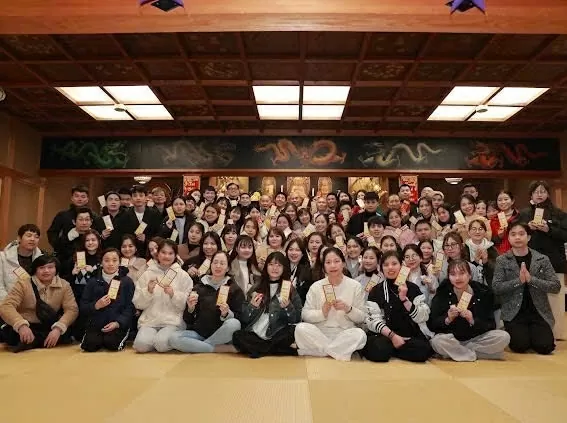 Không khí vui Tết cổ truyền ở chùa Đại Ân Không khí vui Tết cổ truyền ở chùa Đại Ân