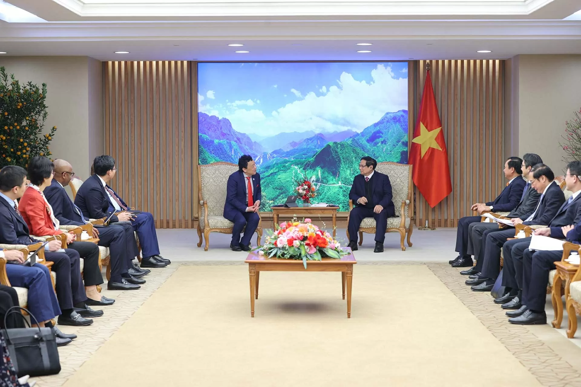 Việt Nam là một hình mẫu, có những thành tựu, bài học rất đáng quý mà nhiều nước muốn tham khảo Việt Nam là một hình mẫu, có những thành tựu, bài học rất đáng quý mà nhiều nước muốn tham khảo