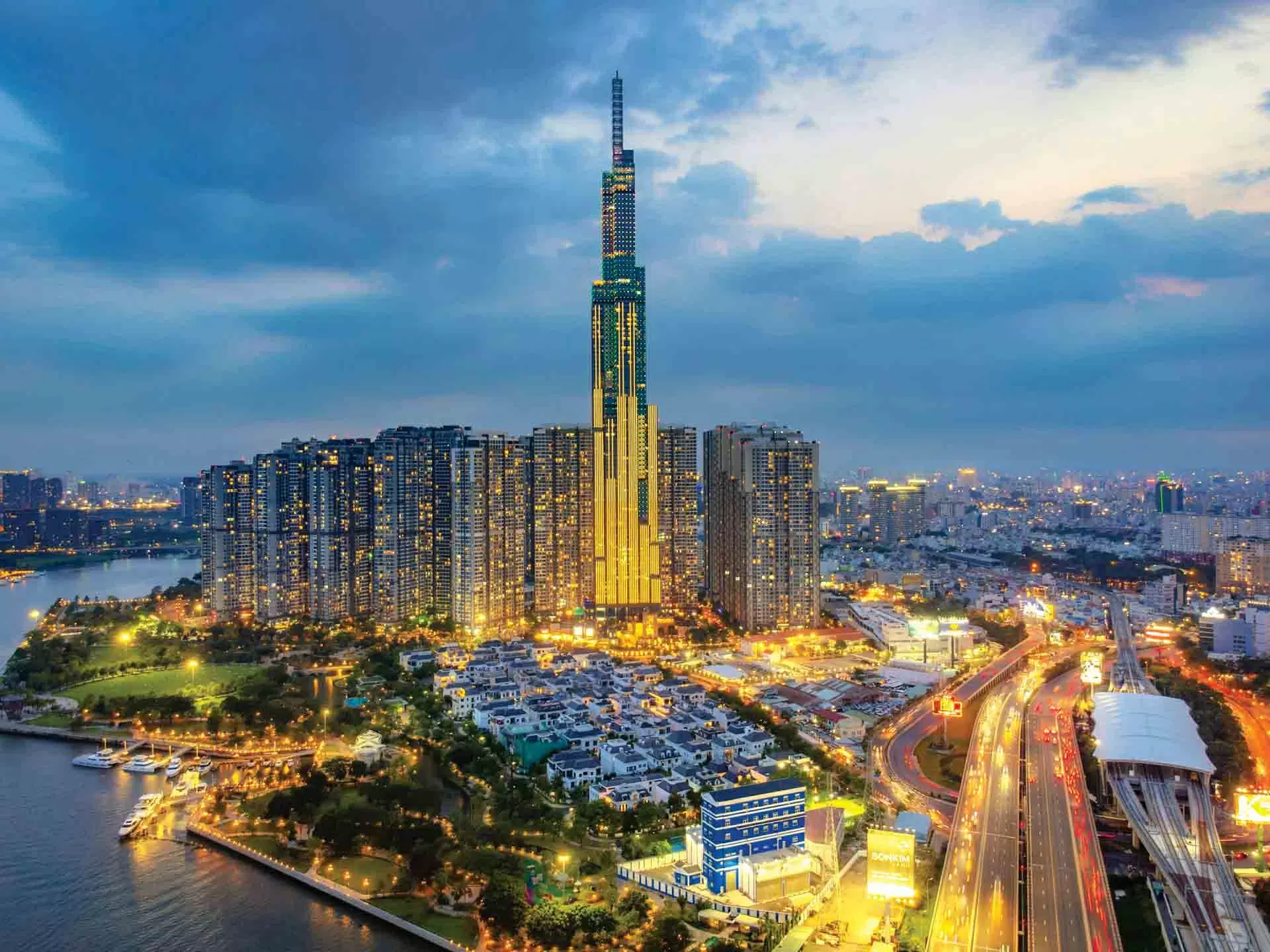 Chính phủ đặt mục tiêu tăng trưởng GDP cả nước năm 2025 đạt ít nhất 8% và phấn đấu hai con số. (Nguồn: Pexels)