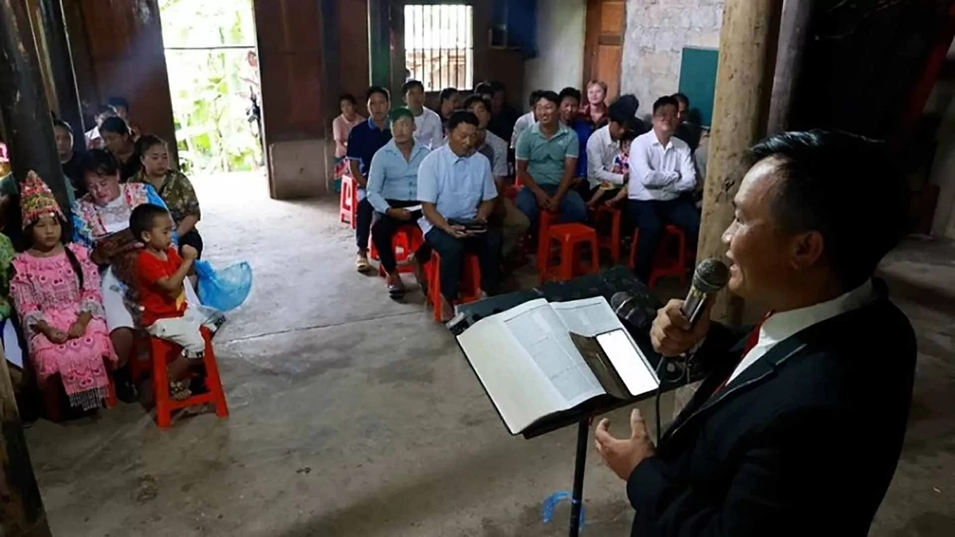Thúc đẩy tự do tín ngưỡng, tôn giáo ở Việt Nam Thúc đẩy tự do tín ngưỡng, tôn giáo ở Việt Nam