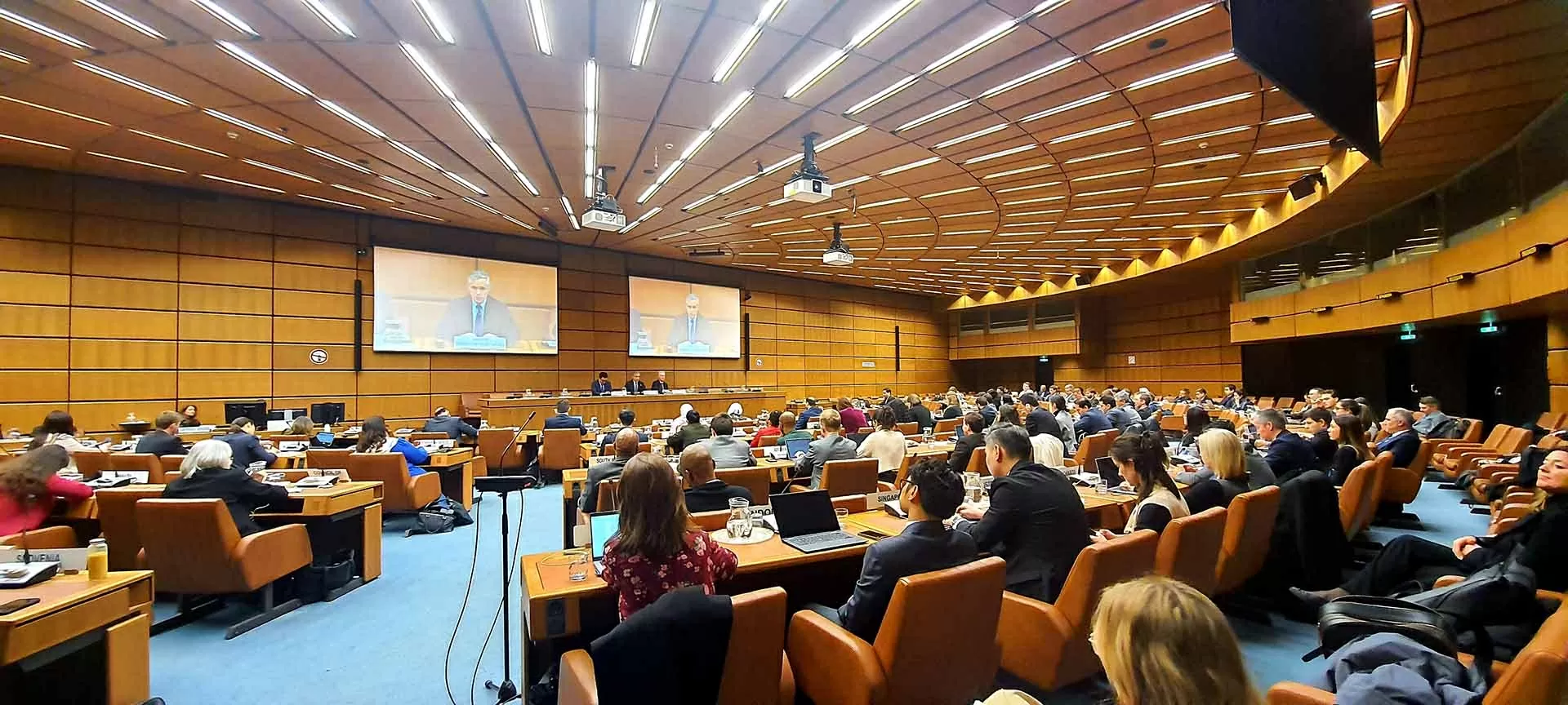 Việt Nam đang phối hợp với UNODC chuẩn bị cho Lễ ký Công ước Liên hợp quốc về chống tội phạm mạng tại Hà Nội Việt Nam đang phối hợp với UNODC chuẩn bị cho Lễ ký Công ước Liên hợp quốc về chống tội phạm mạng tại Hà Nội