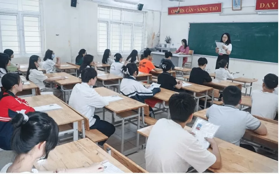 Thủ tướng chỉ đạo tăng cường công tác tuyển sinh THCS, THPT và quản lý dạy thêm, học thêm Thủ tướng chỉ đạo tăng cường công tác tuyển sinh THCS, THPT và quản lý dạy thêm, học thêm