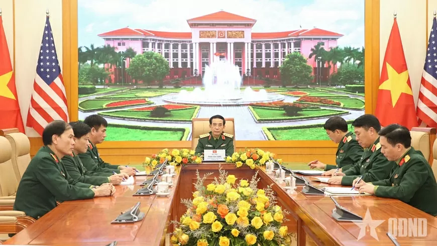 Đại tướng Phan Văn Giang điện đàm với Bộ trưởng Quốc phòng Hoa Kỳ Pete Hegseth Đại tướng Phan Văn Giang điện đàm với Bộ trưởng Quốc phòng Hoa Kỳ Pete Hegseth