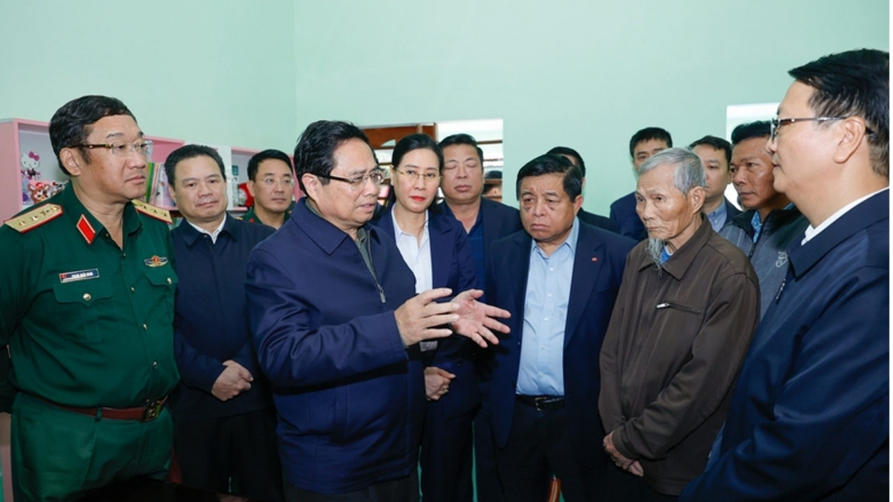 thu tuong pham minh chinh de nghi quang ngai tiep tuc doi moi cach lam trong xoa nha tam nha dot nat