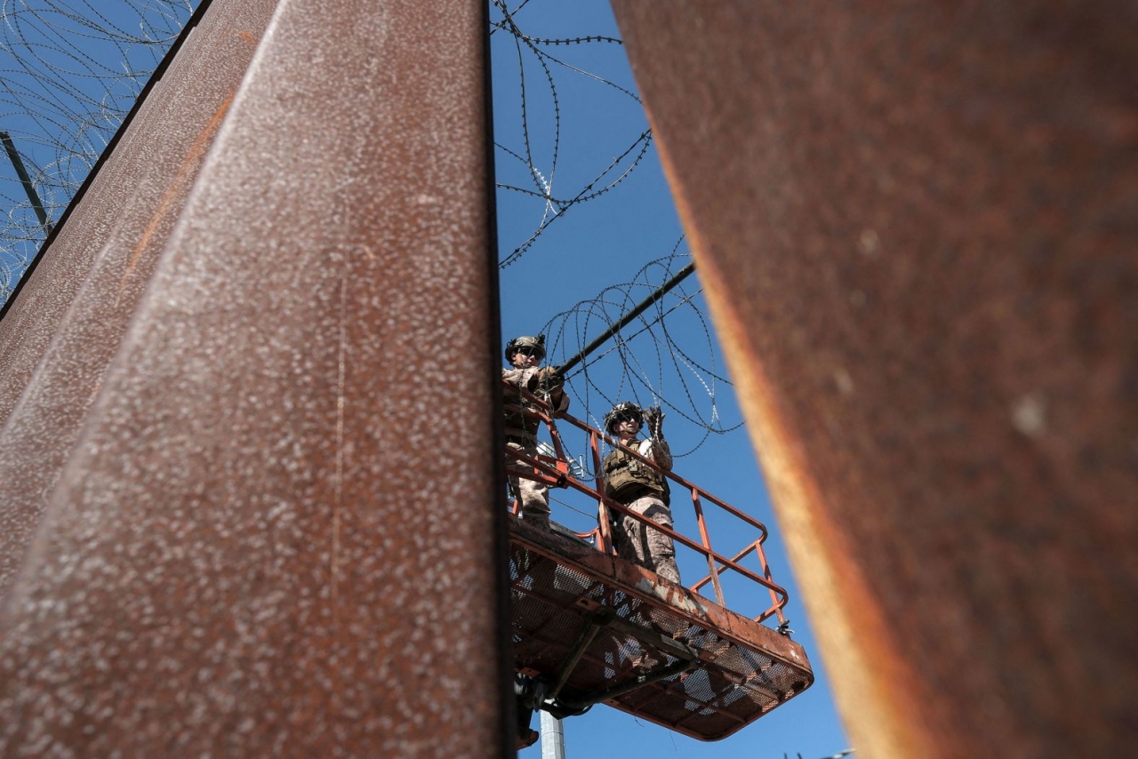 my tang 3000 quan toi bien gioi voi mexico ngan dong nguoi di cu bat hop phap