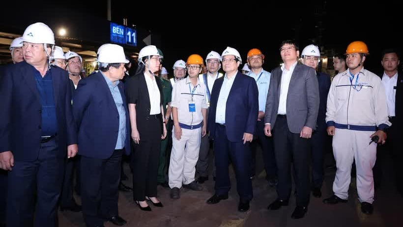 thu tuong tham khu lien hop gang thep hoa phat dung quat