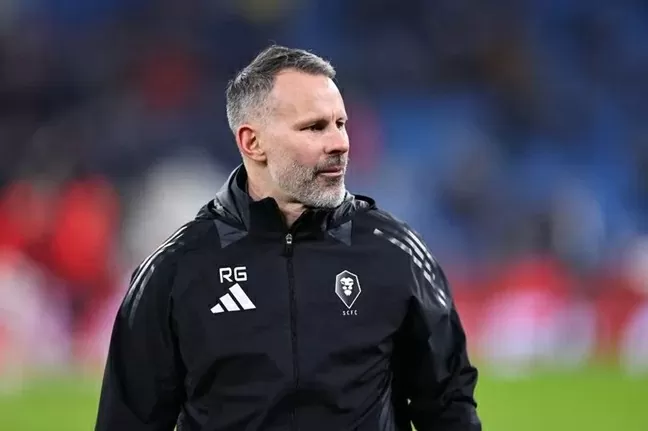 Huyền thoại Giggs kêu gọi giới chủ MU kiên nhẫn và ủng hộ HLV Amorim Huyền thoại Giggs kêu gọi giới chủ MU kiên nhẫn và ủng hộ HLV Amorim
