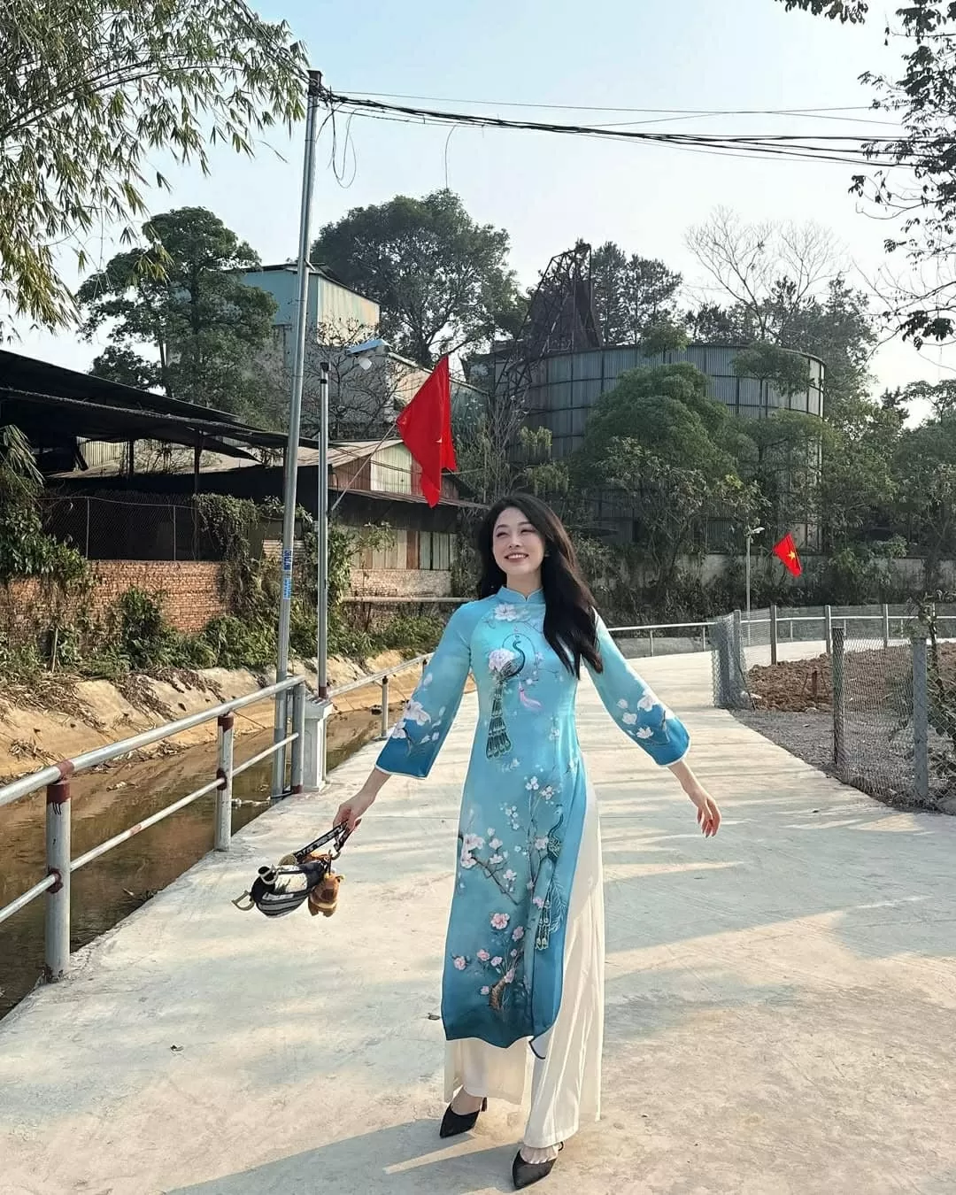 Ngắm dàn sao Việt diện áo dài đầu Xuân