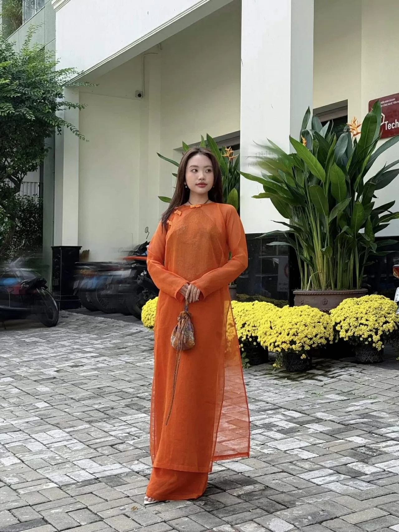 Ngắm dàn sao Việt diện áo dài đầu Xuân