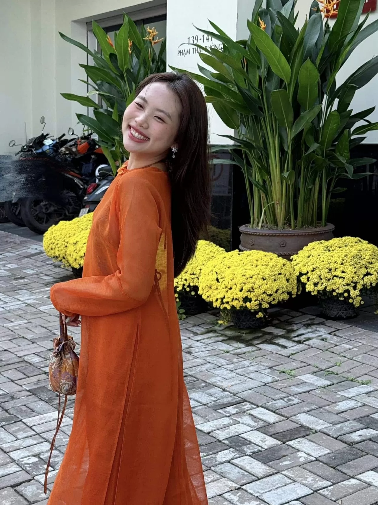 Ngắm dàn sao Việt diện áo dài đầu Xuân