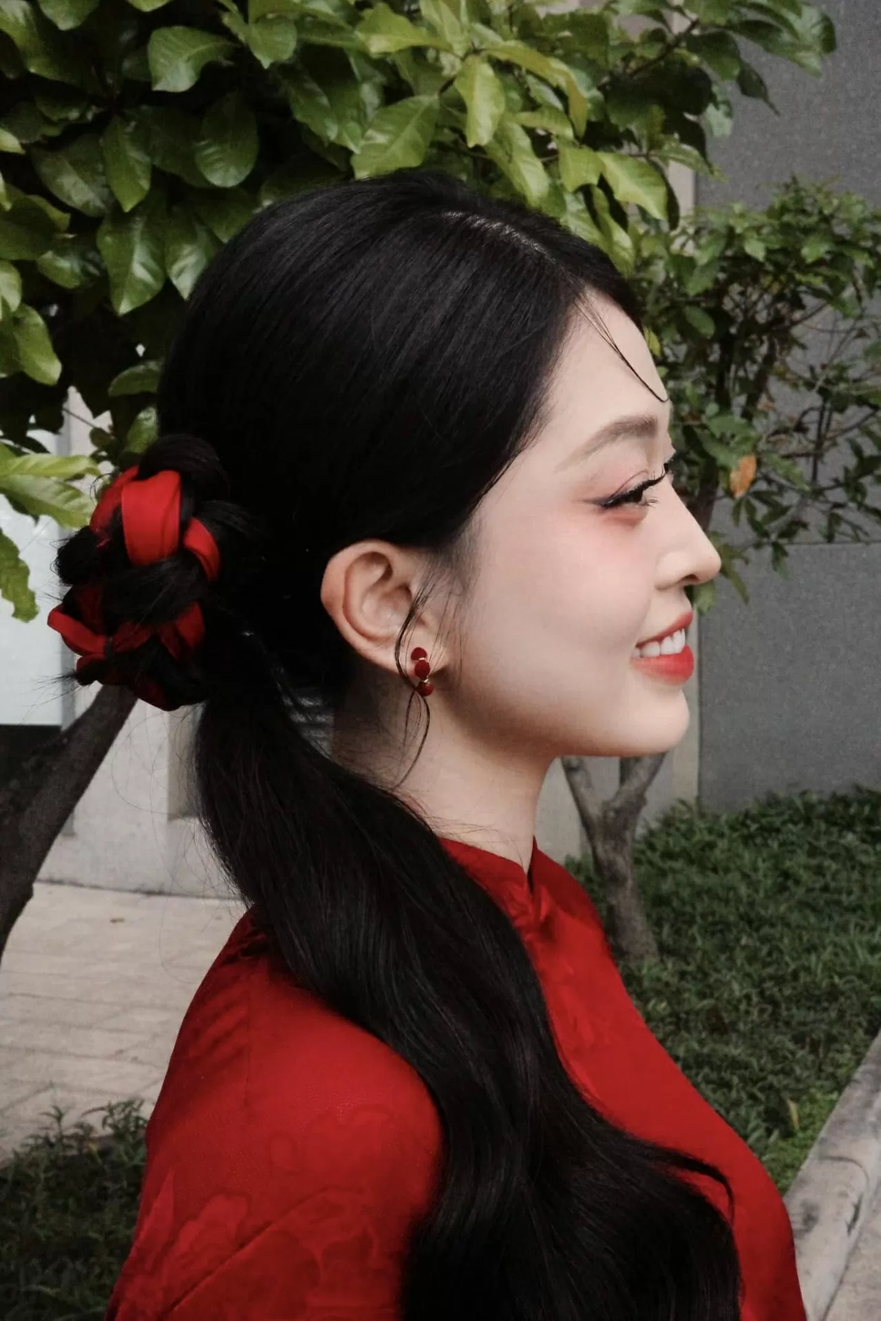 Á hậu Phương Nga