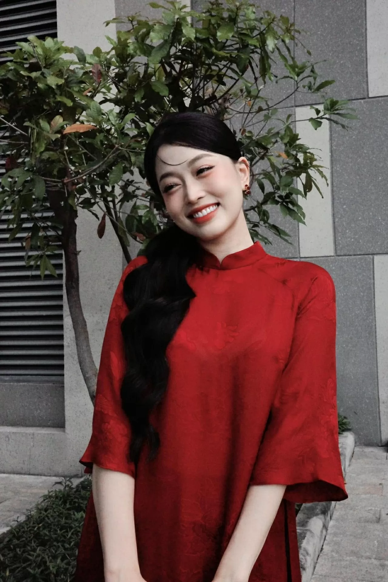 Á hậu Phương Nga