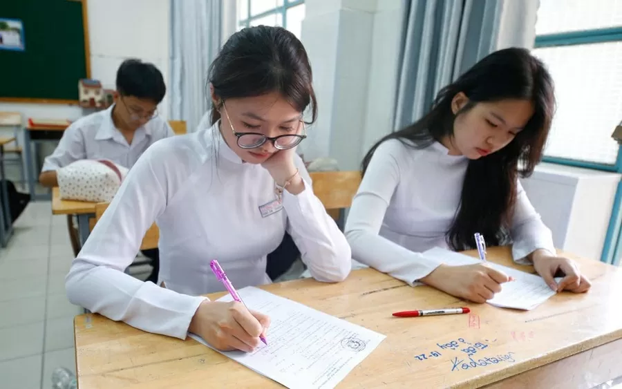 Bộ GD-ĐT yêu cầu tuyển sinh đầu cấp không gây áp lực học thêm Bộ GD-ĐT yêu cầu tuyển sinh đầu cấp không gây áp lực học thêm