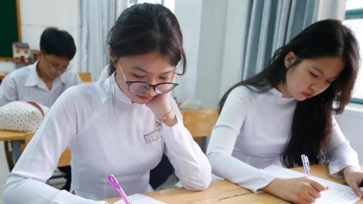 Bộ GD&ĐT: Yêu cầu tuyển sinh vào lớp 10 không gây áp lực học thêm cho học sinh