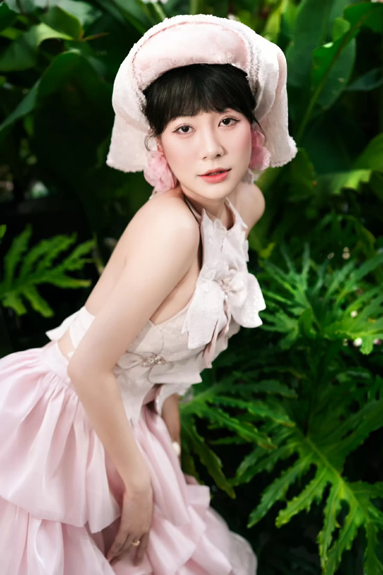 Nhan sắc cô Liễu - Hoàng Kim Ngọc phim Đèn âm hồn hot nhất rạp Việt